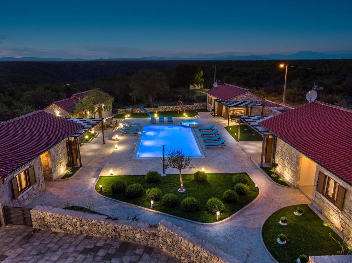 New! Promina Luxury Villa With 72Sqm Heated Pool, Jacuzzi, Infrared Sauna, Tennis Court, Media Room Bogatić Esterno foto