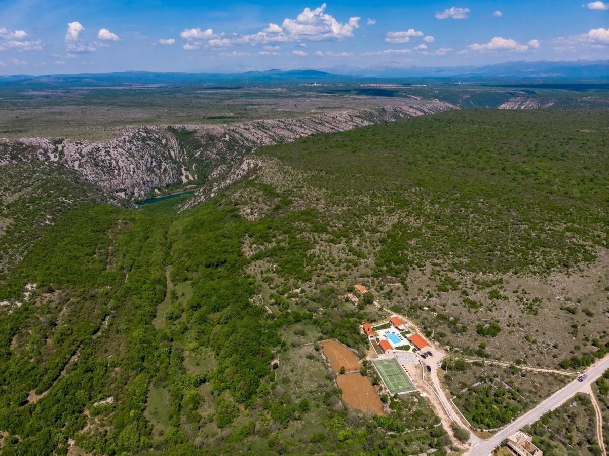 New! Promina Luxury Villa With 72Sqm Heated Pool, Jacuzzi, Infrared Sauna, Tennis Court, Media Room Bogatić Esterno foto